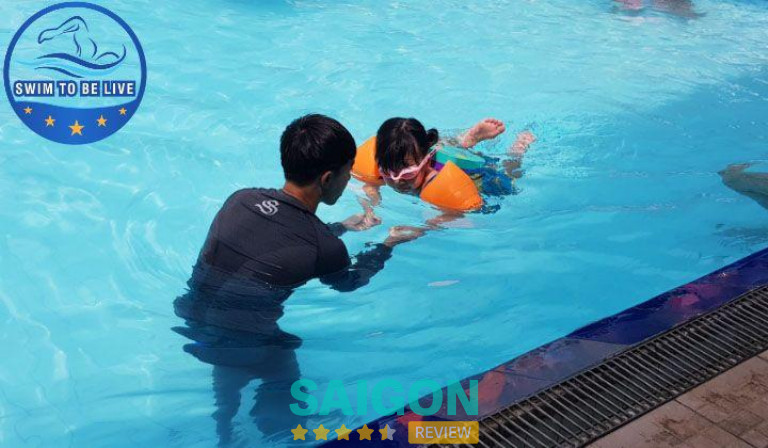 Trung tâm dạy bơi kèm riêng Swim To Be Live ở TPHCM
