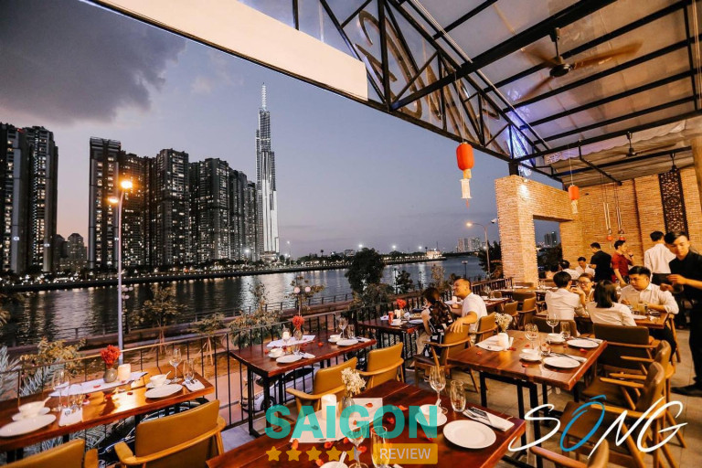 Sông - Seafood & Grill quận 2