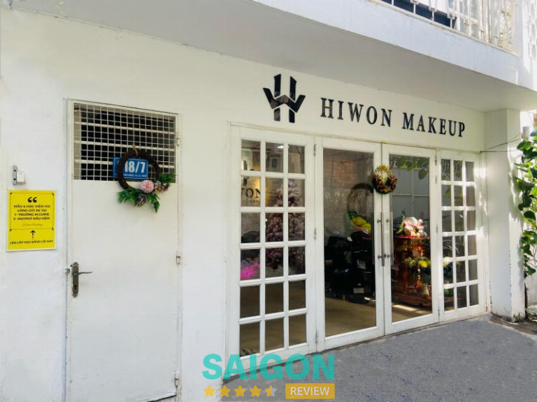 Hiwon Makeup & Academy