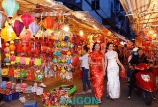 Phố Lồng Đèn Lương Nhữ Học – Nhộn nhịp mùa lễ hội
