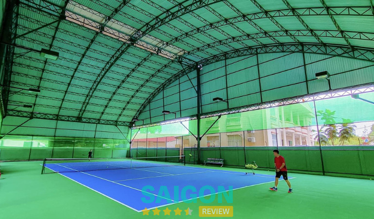 Sân tennis mái che 18D Cộng Hòa tại TPHCM