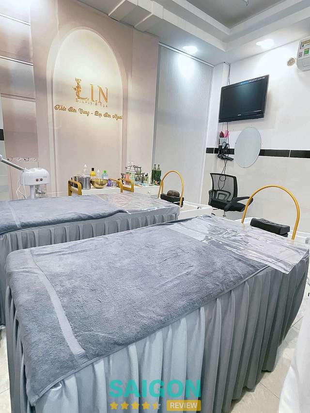 Giường làm dịch vụ ở LIN Beauty Spa