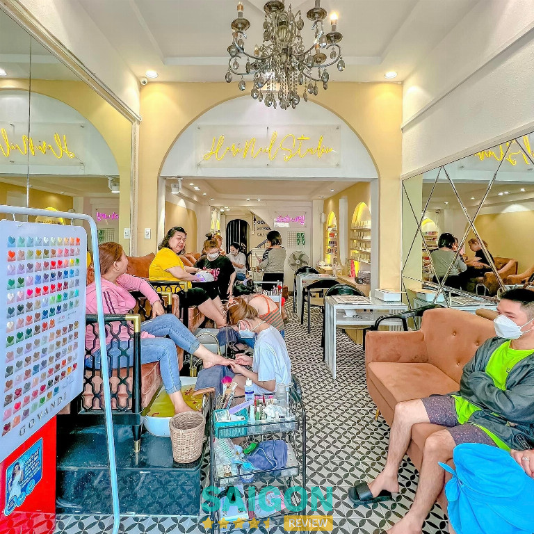 Hari Nail Studio Quận 5