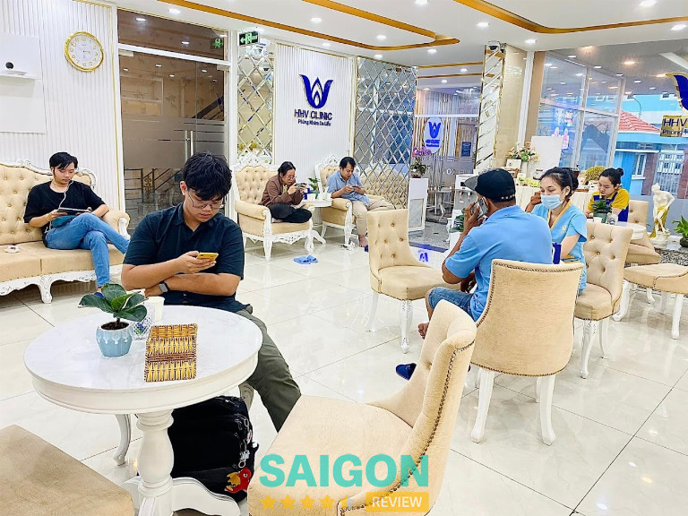 Spa nặn lấy nhân mụn ở tphcm hhv Clinic