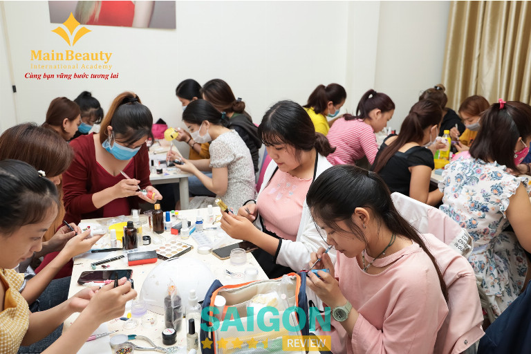 MainBeauty Academy quận 10