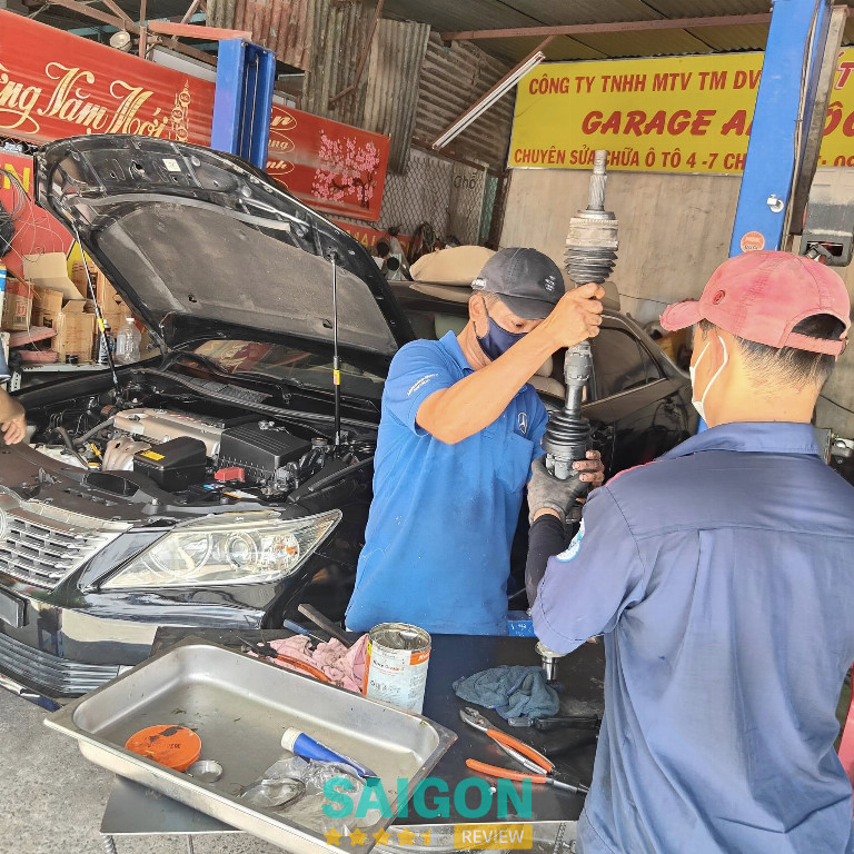 Garage ô Tô An Lộc Bình Thạnh 