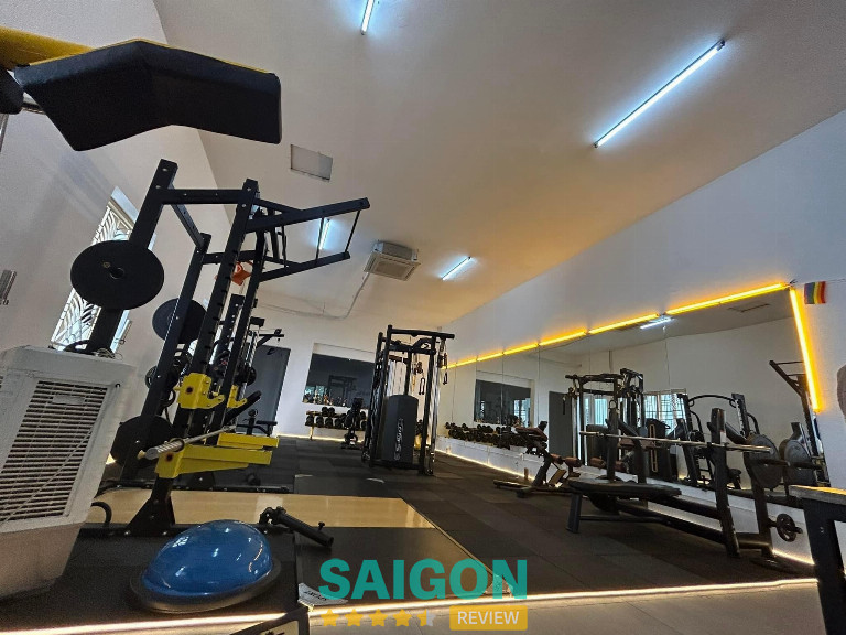 Nguyễn Hoàng Fitness Studio quận 4