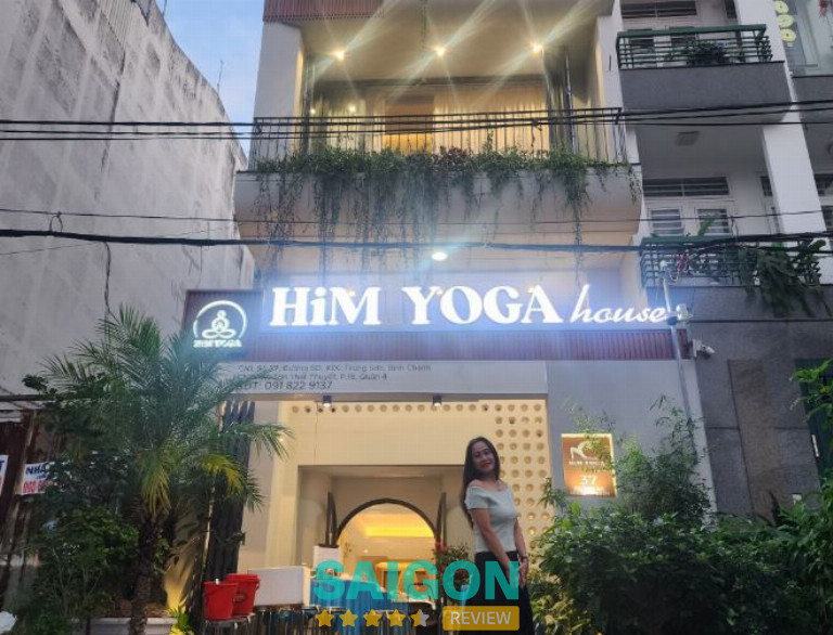 CLB HiM Yoga quận 4