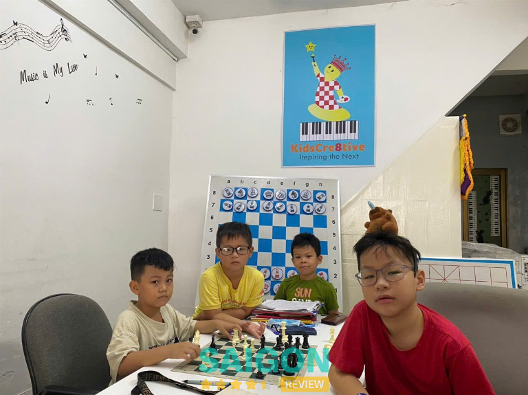 KidsCre8tive cung cấp lớp dạy cờ vua tại TPHCM