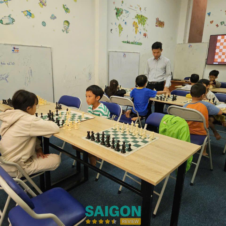 Câu Lạc Bộ Cờ Vua Children's Chess dạy cờ vua ở TPHCM