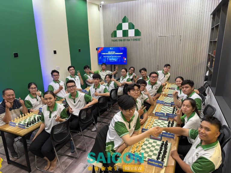 Trung tâm T-Chess dạy cờ vua ở TPHCM