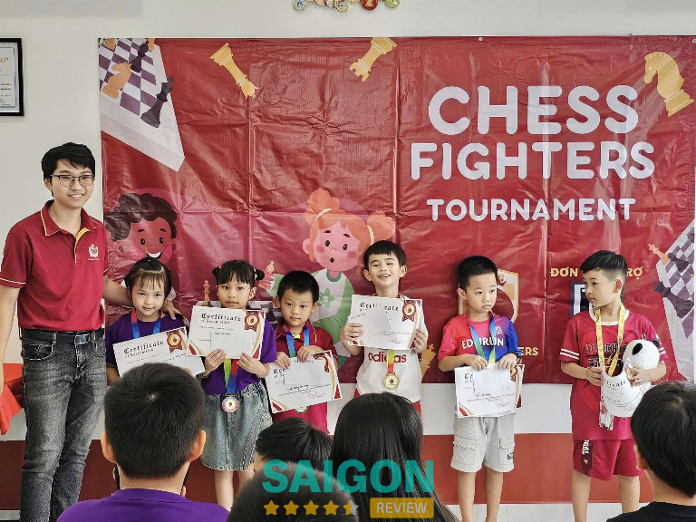 Lớp cờ vua CHESS Fighters tại TPHCM