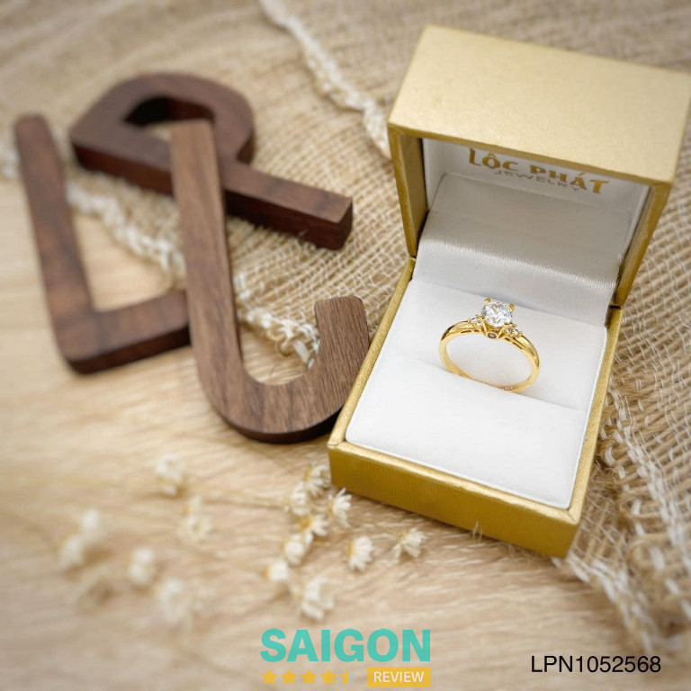 Lộc Phát Jewelry cung cấp nhẫn cầu hôn tại TPHCM