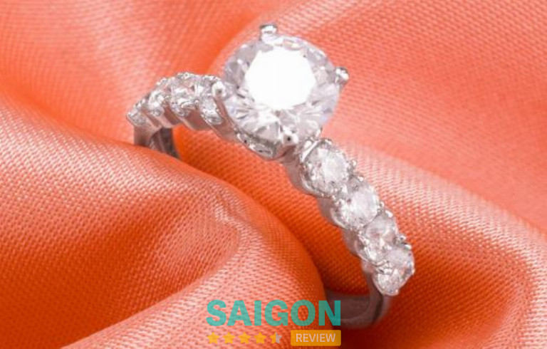 Bảo Tín K&K cung cấp nhẫn cầu hôn tại TPHCM 