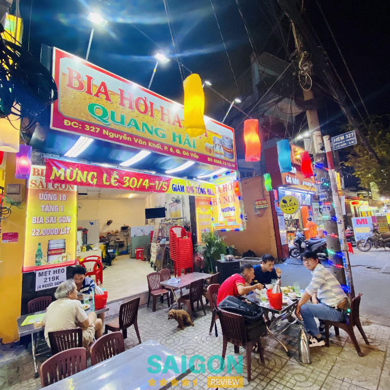 Quán Bia Hơi Hà Nội Quang Hải ở Sài Gòn