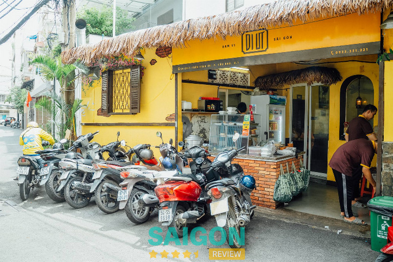 Cơm tấm Dì Út tại Quận 1