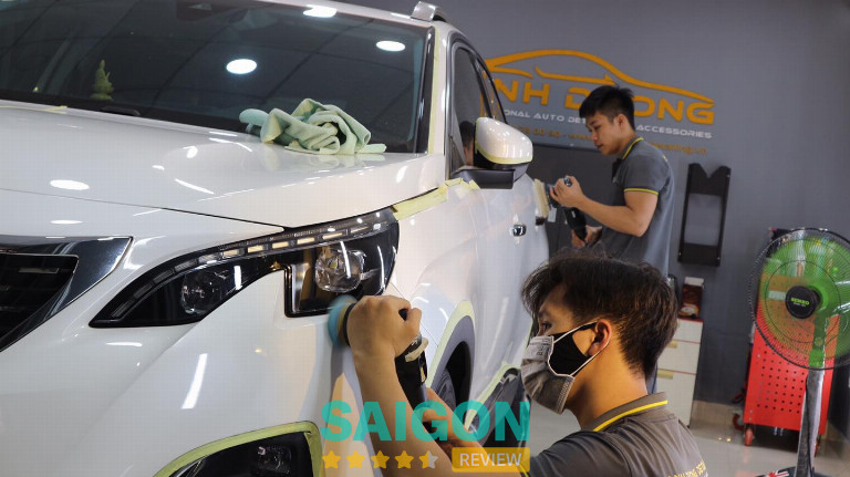 Ánh Dương Detailing cung cấp dịch vụ sơn dặm vá xe ô tô tại TPHCM
