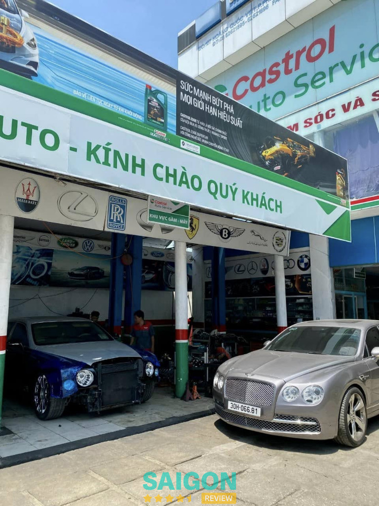 Dịch vụ dặm sơn vá xe ô tô tại Quận 7 của Thế Giới Auto 