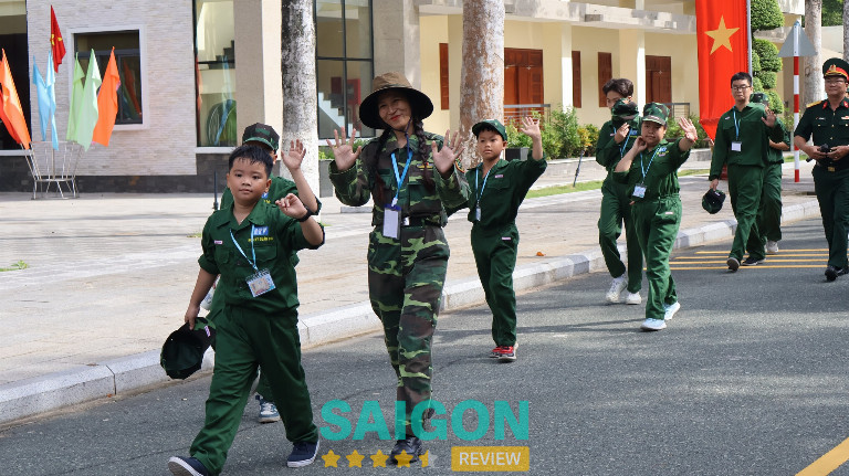 Tham gia Học kỳ Quân đội Quốc Tế Việt 