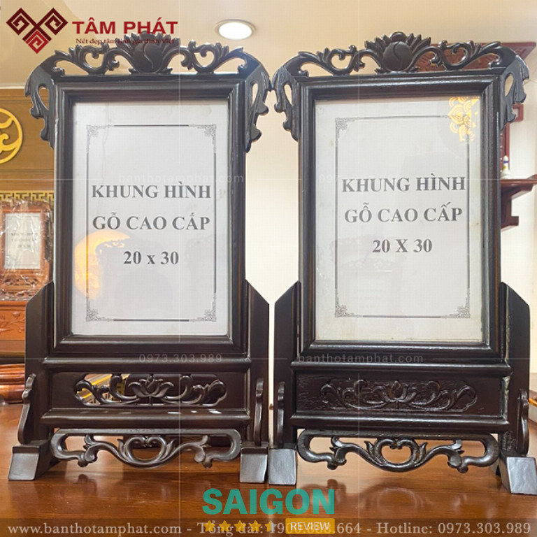 Khung ảnh thờ bằng gỗ tại Bàn Thờ Tâm Phát TPHCM