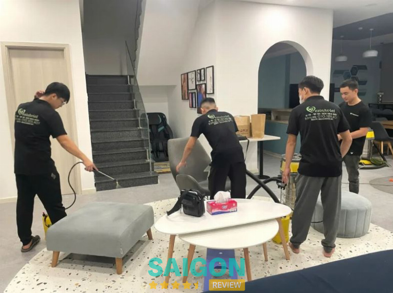 Vệ sinh Việt chuyên vệ sinh rèm, sofa và thảm tại TPHCM