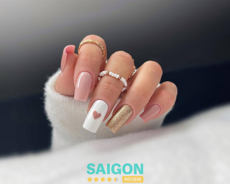 Bling Nail là tiệm nail ở phường Bình Đông