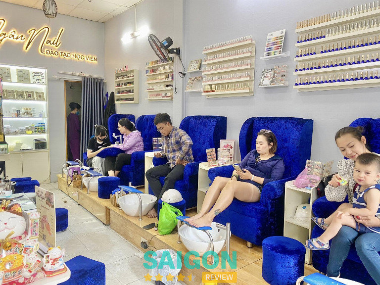 Thái Ngân Nail ở phường chợ quán