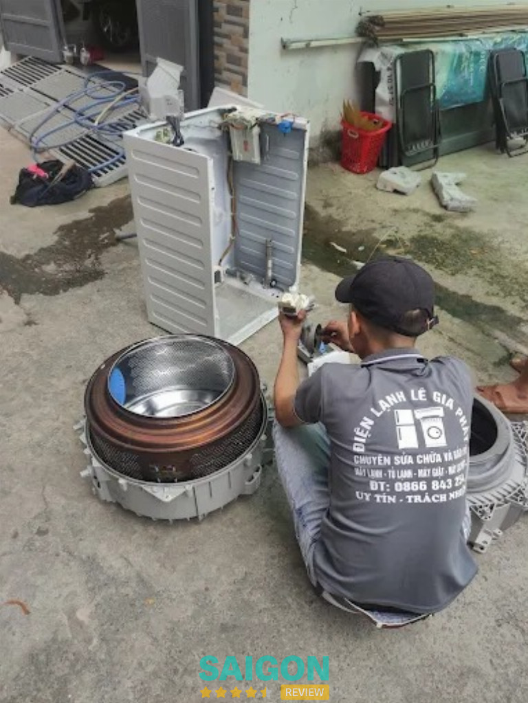 Công Ty TNHH Cơ Điện Lạnh Lê Gia Phát