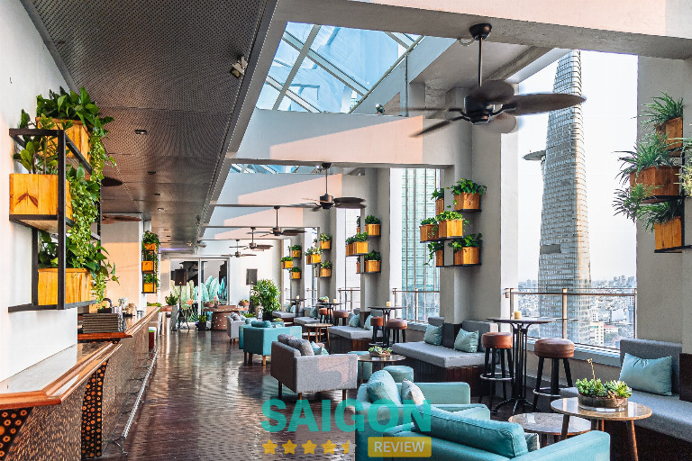 Level 23 Wine Bar