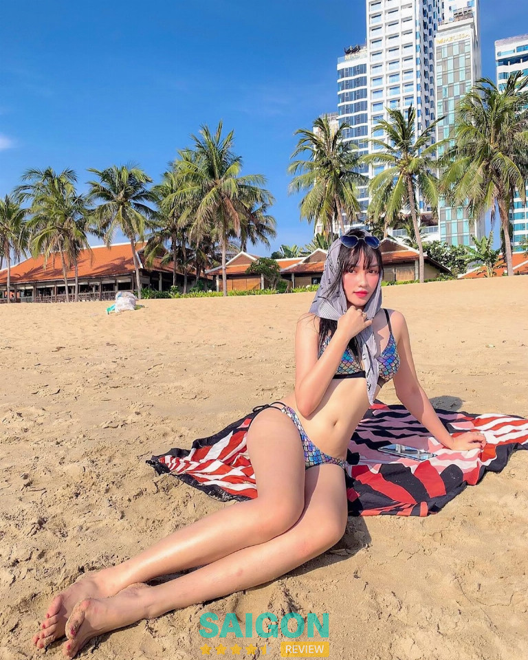 Mèo Nhỏ Bikini – Quận 3
