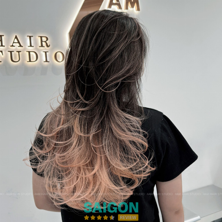 4AM Hair Studio