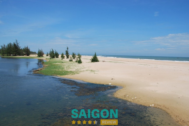 Bãi biển Hồ Cốc – Xã Bưng Riềng