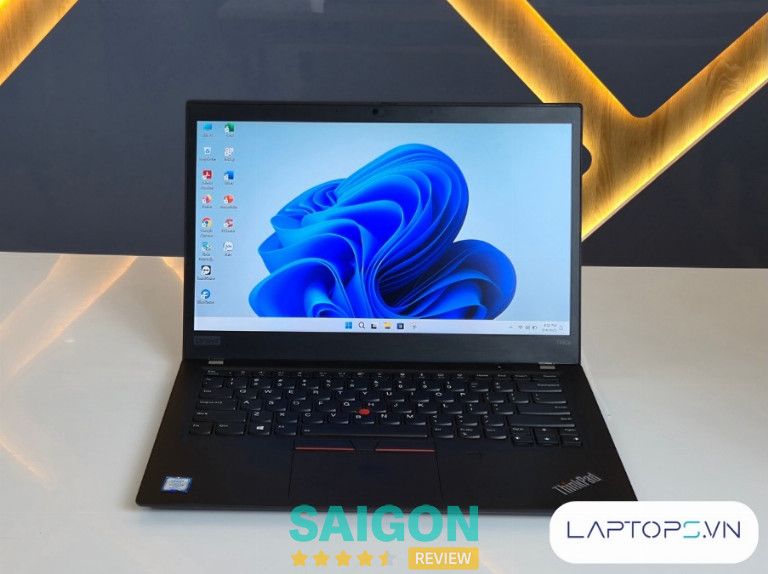 Laptop nào bền nhất năm 2025
