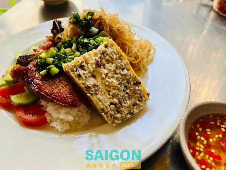 Cơm Tấm 32 Đỗ Quang – Thảo Điền