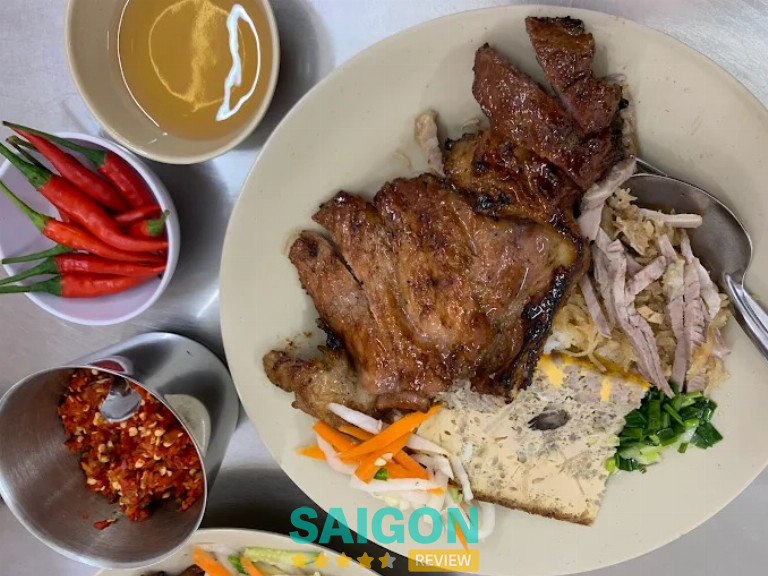 Cơm Tấm Cô Hồng – 212B Lê Hồng Phong