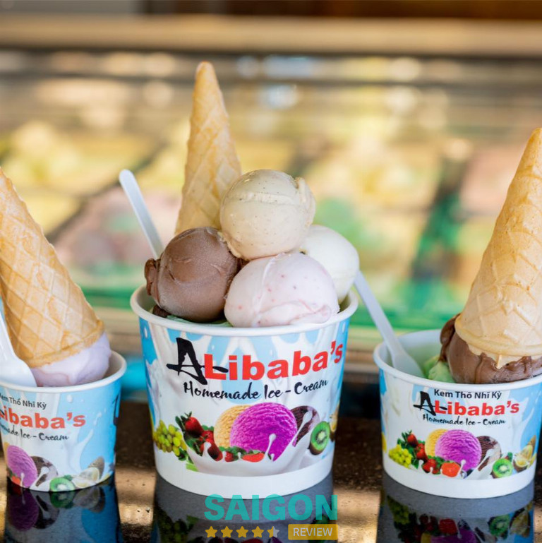 Kem Alibaba – Trước Cổng Cáp Treo Hồ Mây