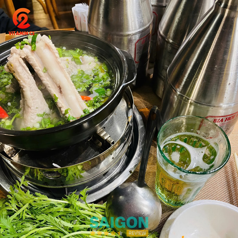 Quán Vitamin C2 Beer Club – 94 Hạ Long