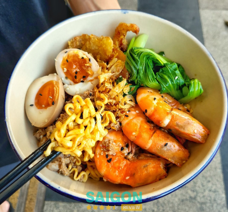 Tiệm Ăn A Luận – 186F Lê Hồng Phong