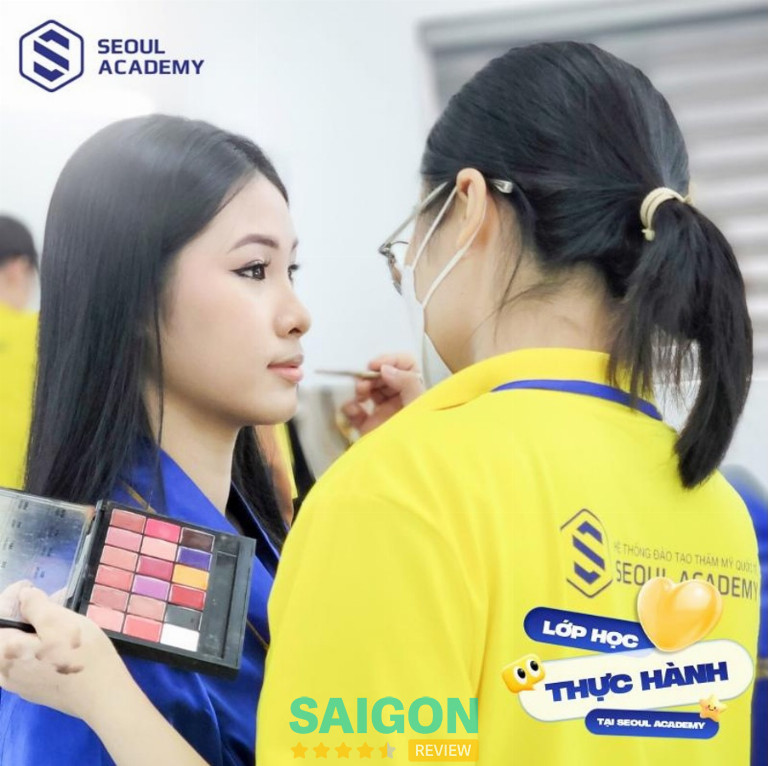 Đào tạo trang điểm đem đến học viên kỹ thuật đánh nền lâu trôi và kỹ thuật che khuyết điểm trên khuôn mặt