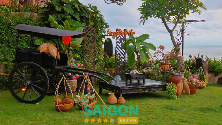 cà phê trang trí Tết ở Vũng Tàu