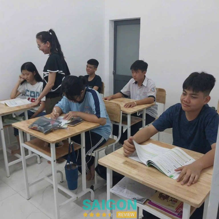 học thêm toán lớp 10 ở TPHCM