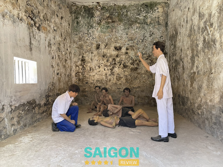 Trải nghiệm tại Nhà tù Côn Đảo 