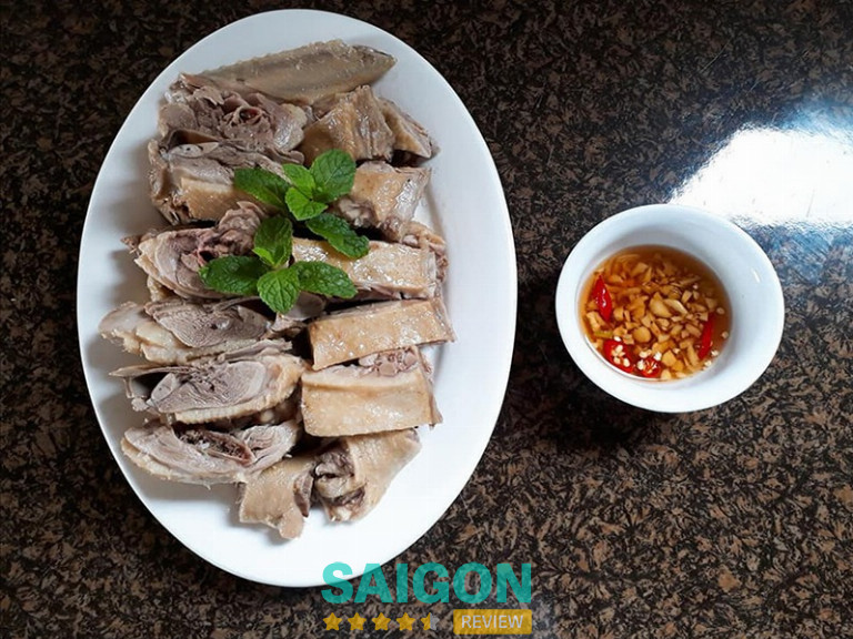 Quán Vịt Xiêm Chị Tư - Khu Phố Bến Đò