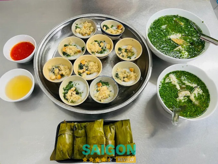Bánh Bèo Bà Năm Nữ – Tân Phú