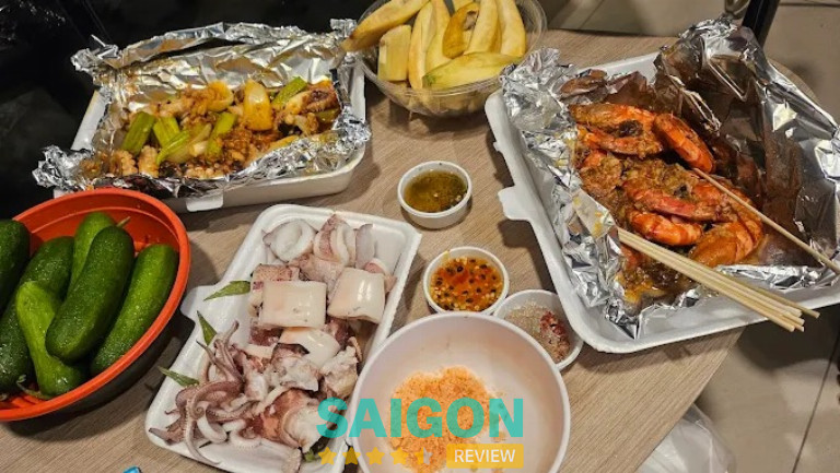 Phố Hải Sản Xóm Lưới – 14 Trương Công Định