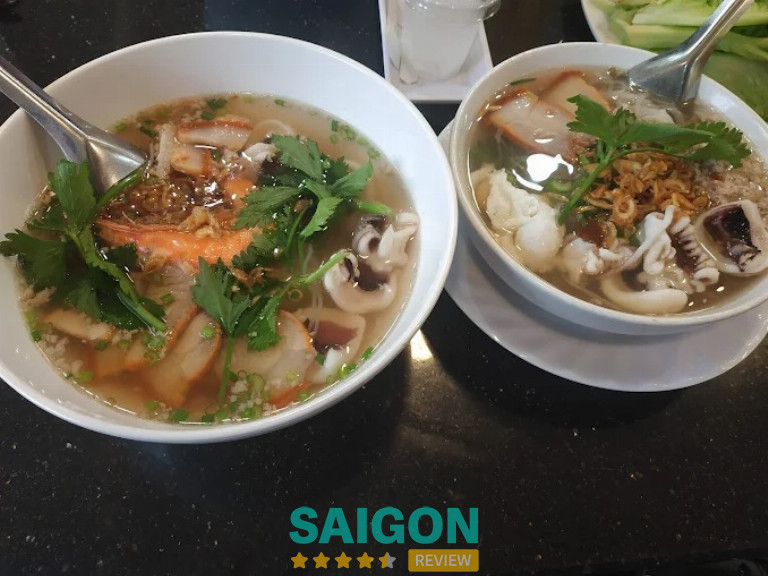 Hủ Tiếu Khô Hải Sản Thuận Phúc - 73 Hoàng Hoa Thám