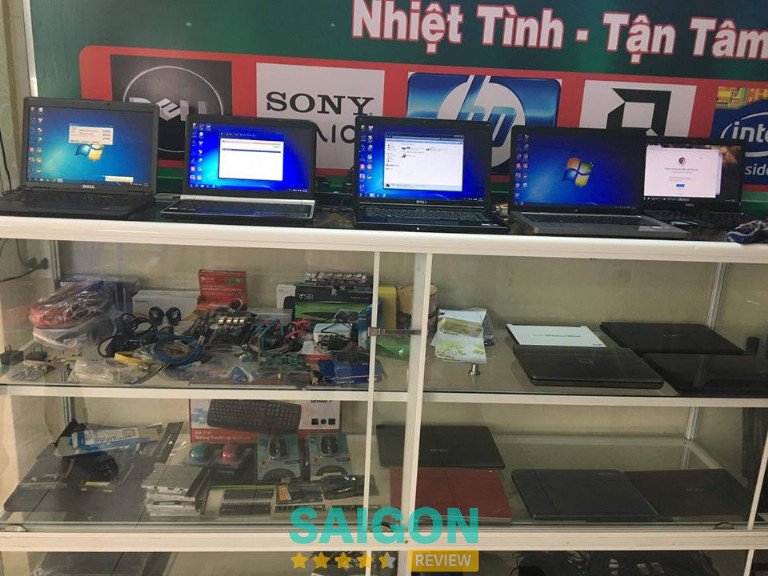 Laptop Khánh - Lưu Chí Hiếu