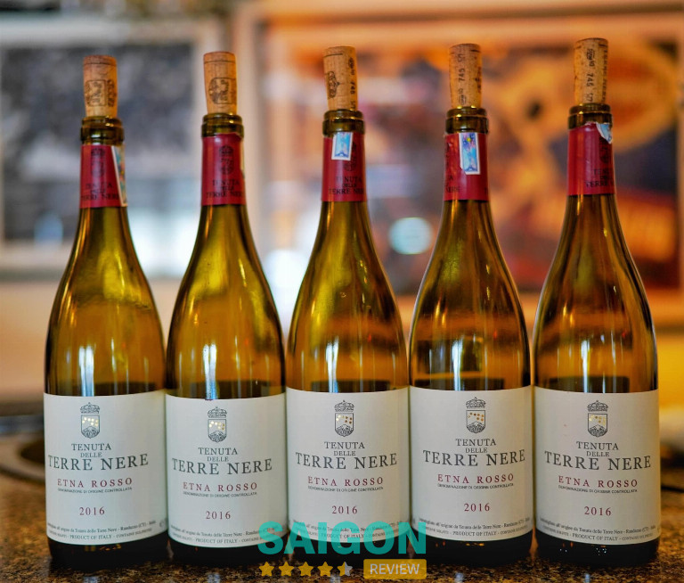 Wine Cellar - 19 Trần Nguyên Hãn