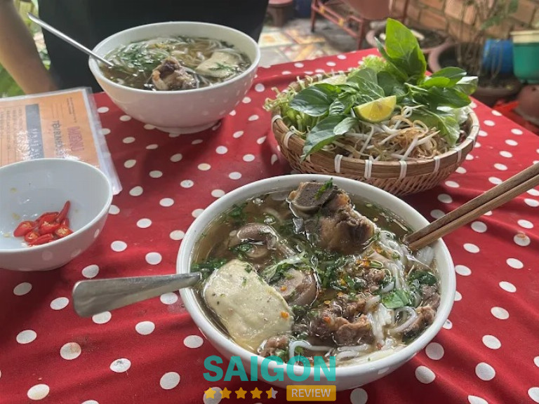 Bún bò Cô Tư – 44/17 Trần Đồng