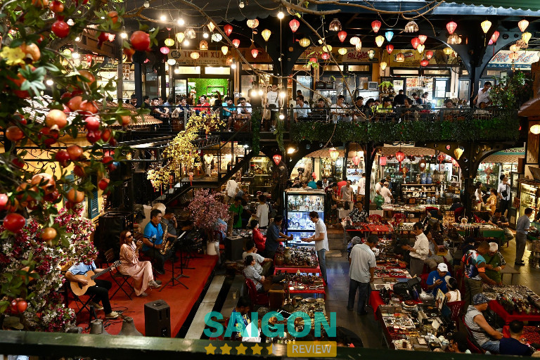 Cà Phê Chợ Đồ Cổ - Bình Thạnh